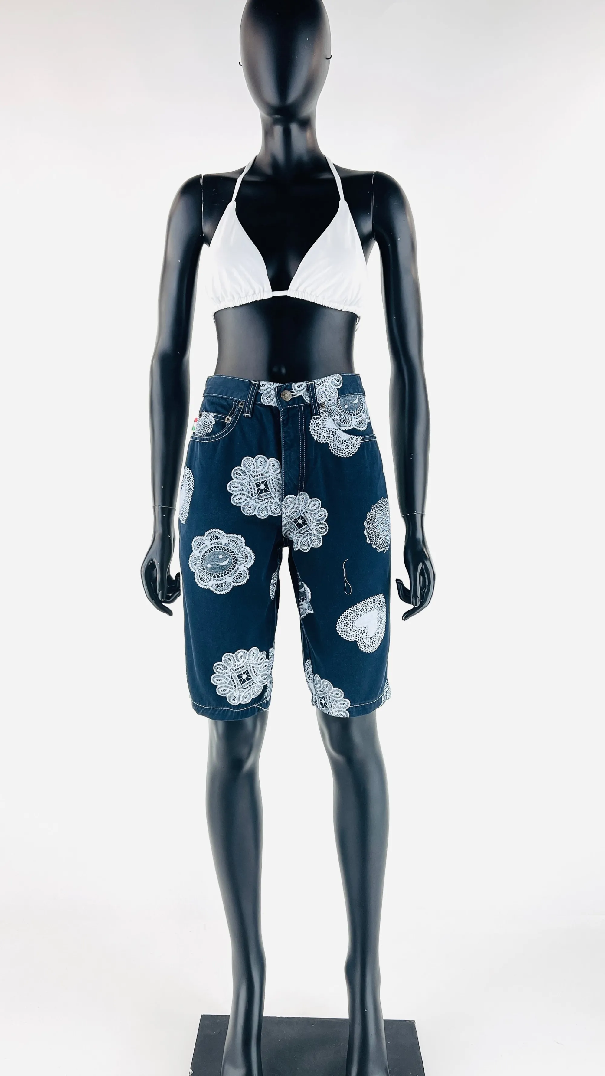 Donna MOSCHINO JEANS Pantaloni E Shorts | Fantasie>Bermuda vintage fantasia centrini