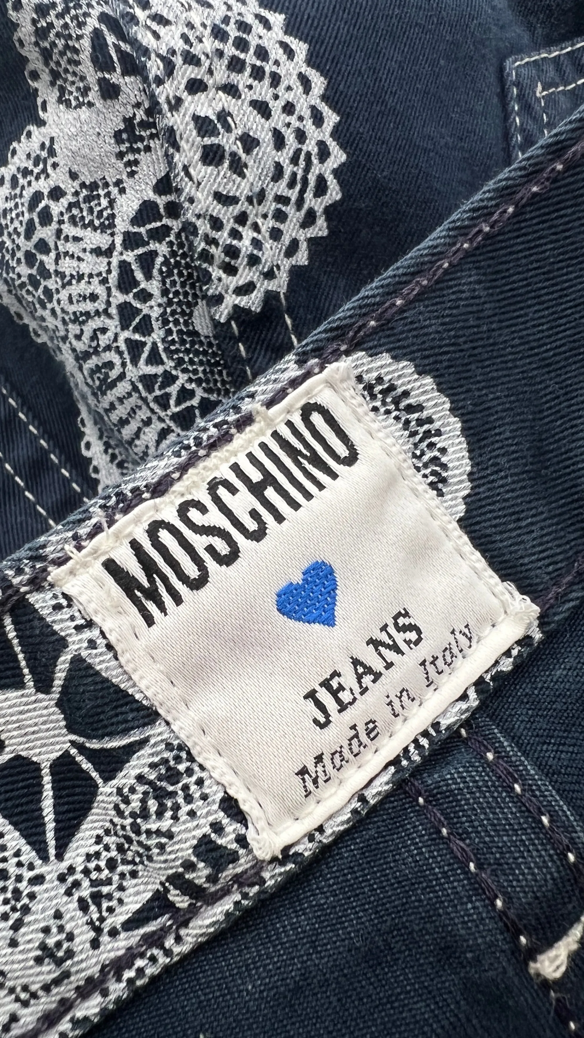 Donna MOSCHINO JEANS Pantaloni E Shorts | Fantasie>Bermuda vintage fantasia centrini