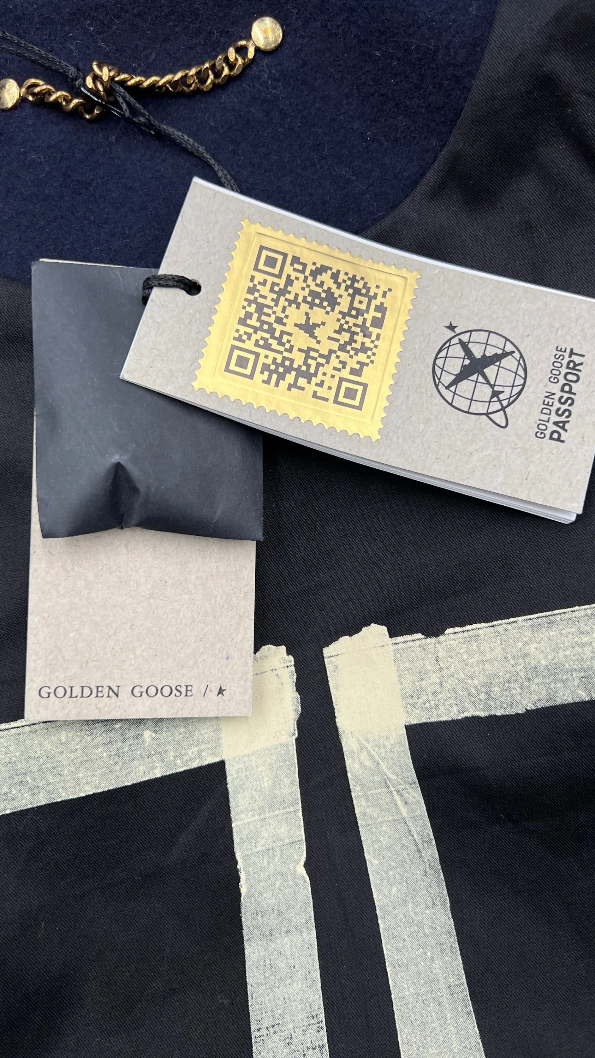 Donna Golden Goose Cappotti, Trench, Soprabiti | Giacche&piumini>Bomber blu navy dettagli bianchi