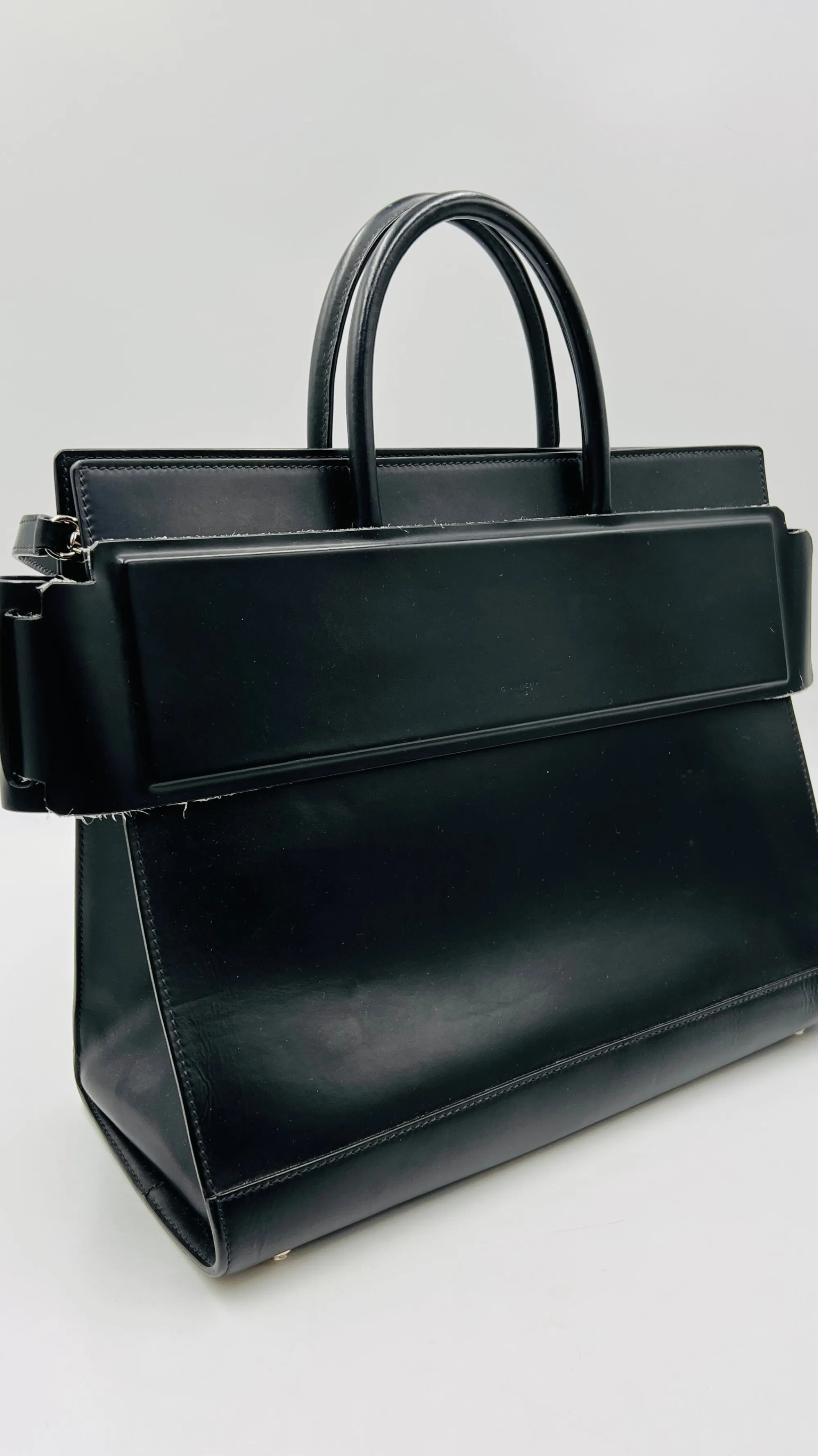 Givenchy Borse>Borsa "Horizon-Medium"