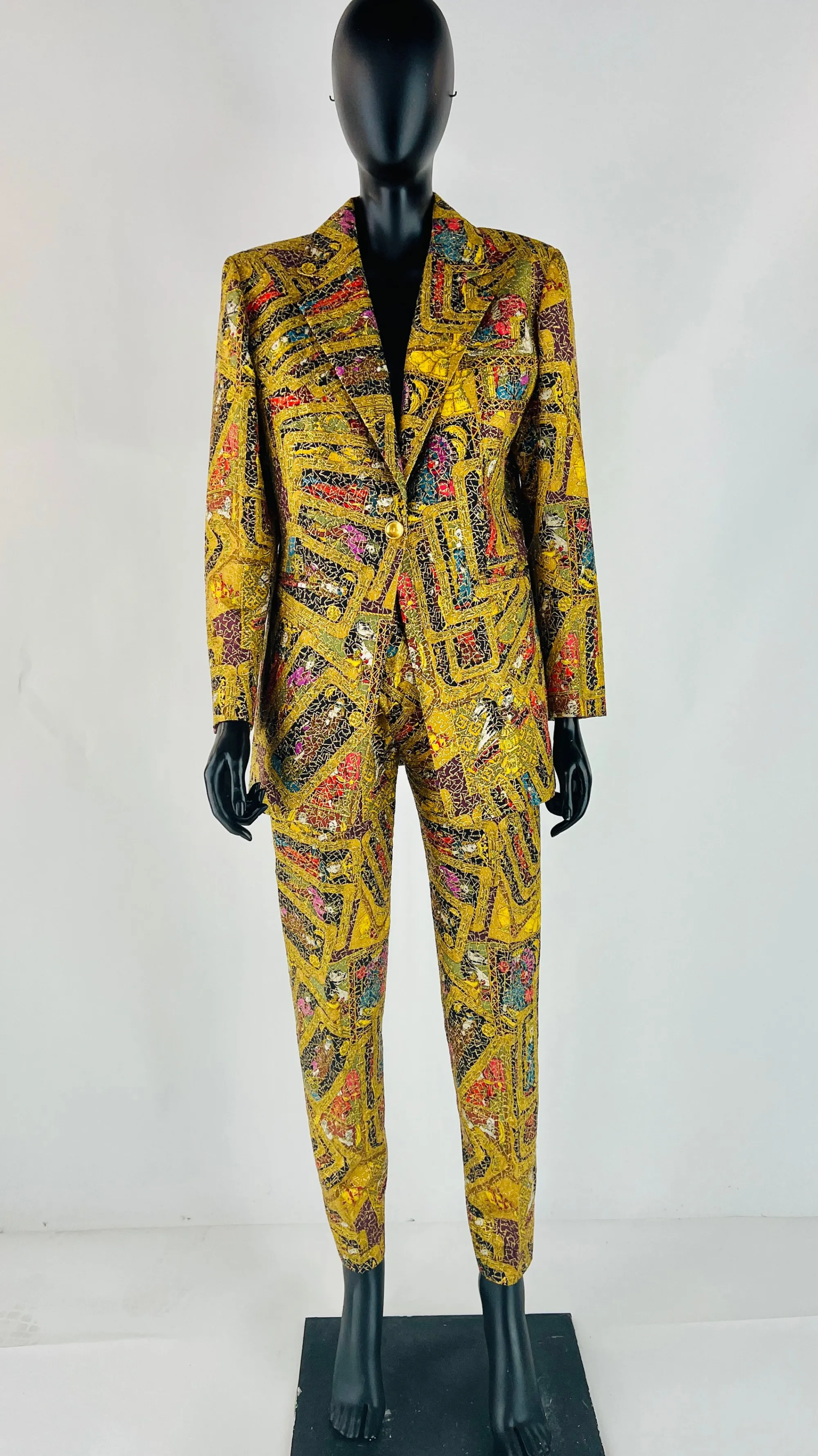 Donna HERMES Completi, Set E Tailleur | Giallo/arancione/marrone/oro>Completo vintage in seta con ricami dorati