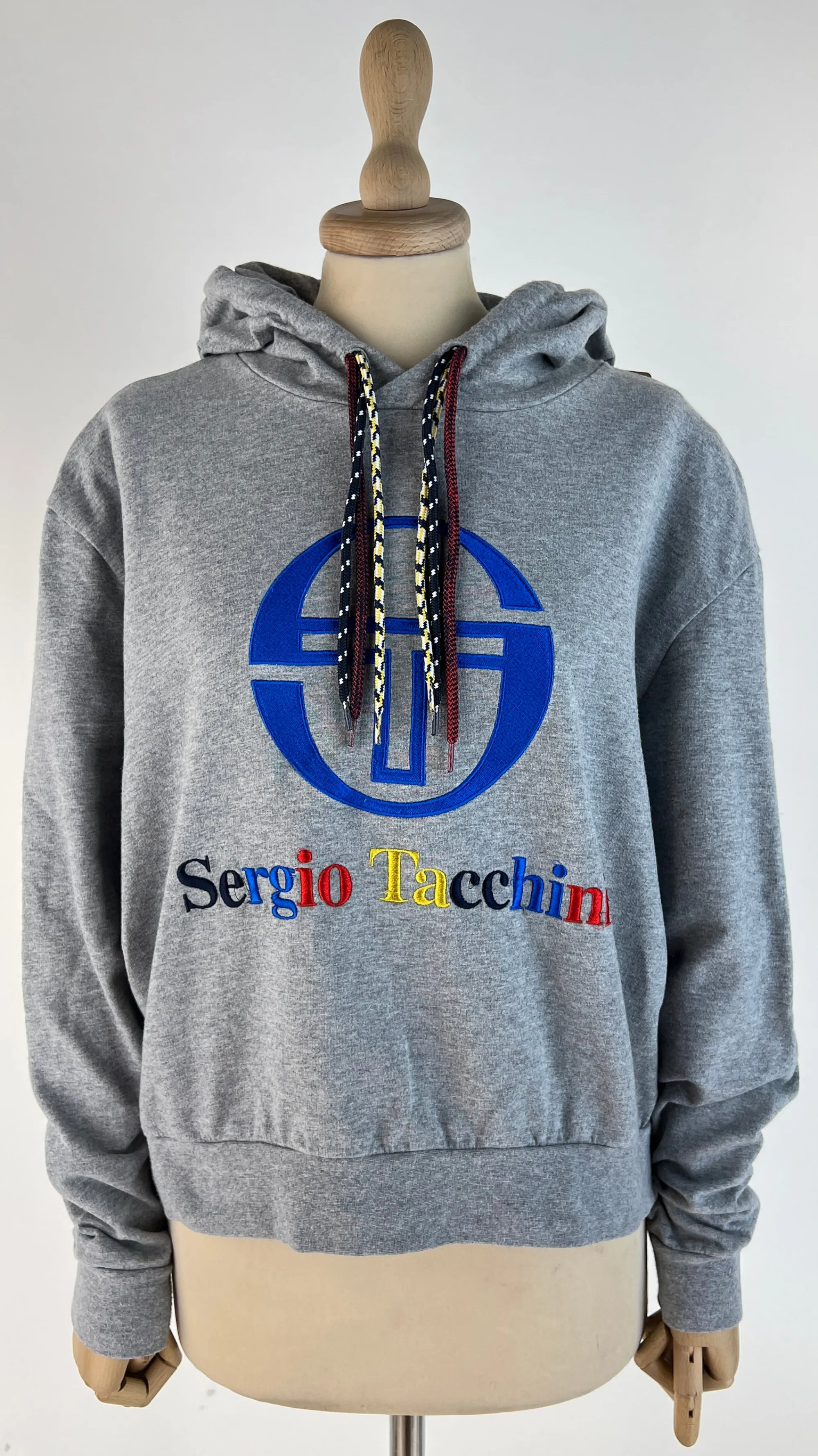 Donna Sergio Tacchini Felpe E Maglieria | Bianco/nero/grigio>Felpa corta cappuccio ricamata