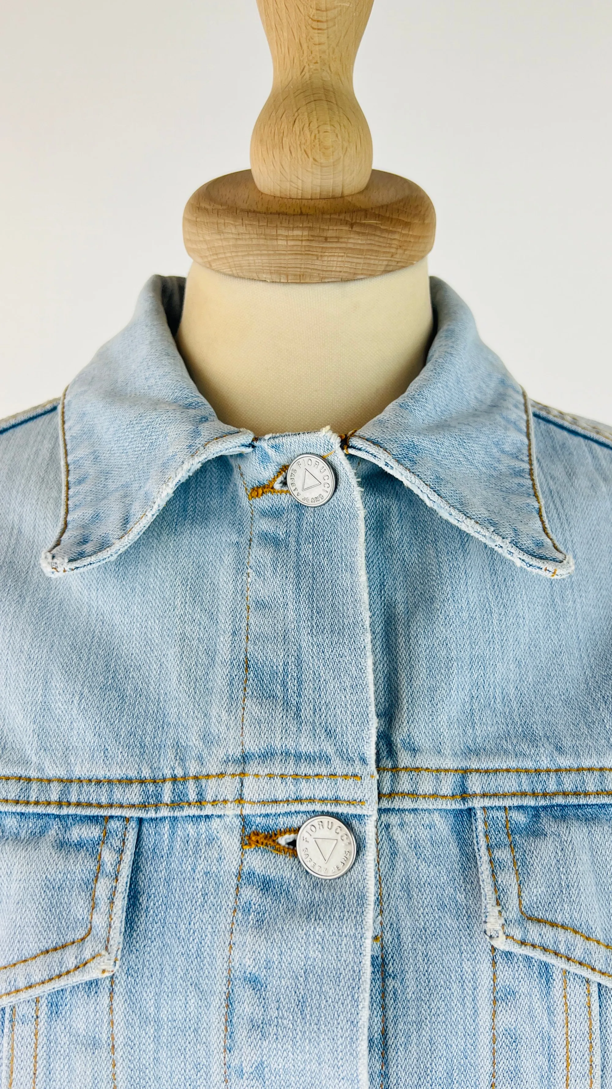 Donna Fiorucci Cappotti, Trench, Soprabiti | Giacche&piumini>Giacca vintage in denim