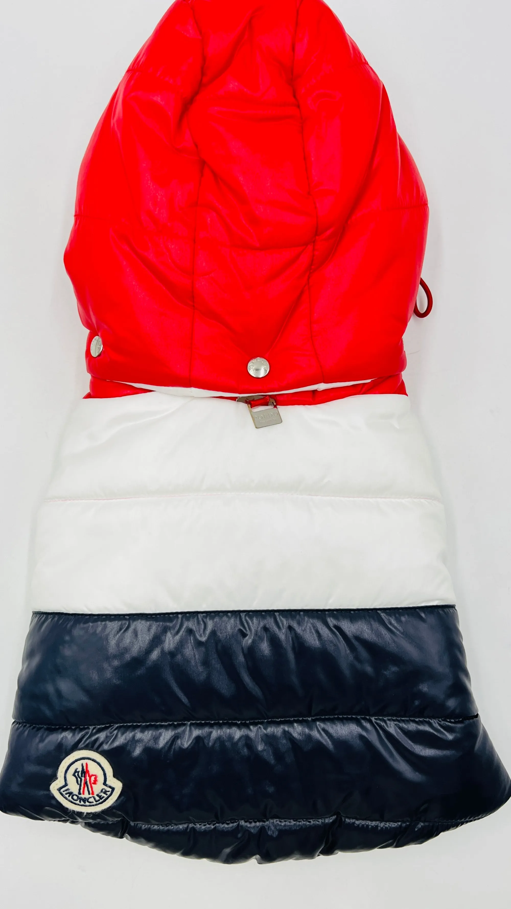 Moncler u0026 Poldo Dog Couture Altri Accessori>Gilet con cappuccio per cani tricolore