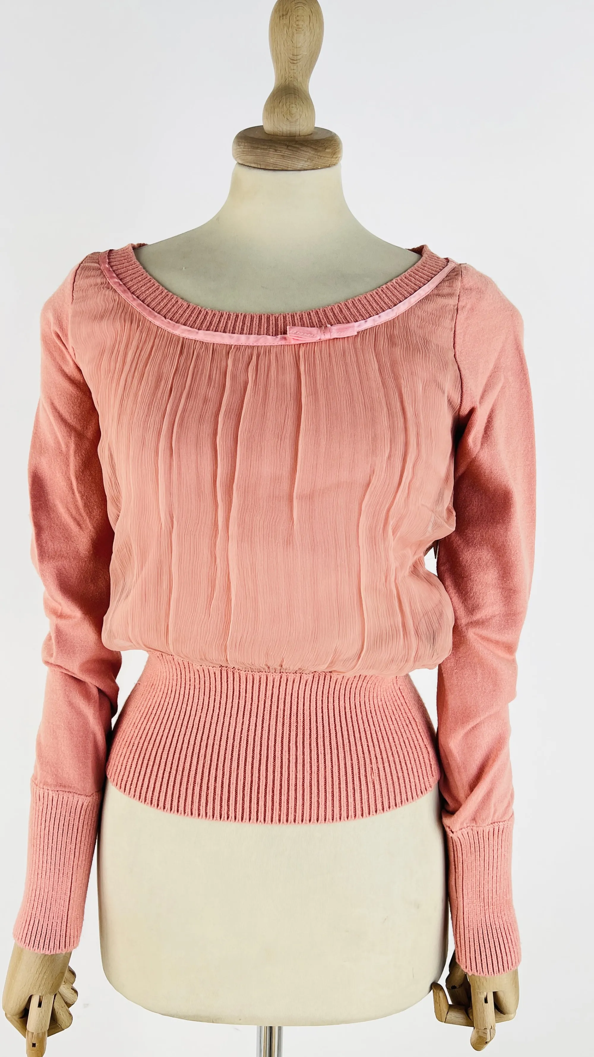 Donna Miss Les Copains Longsleeves | Rosso/rosa/viola>Maglia inserto creponne e fiocco