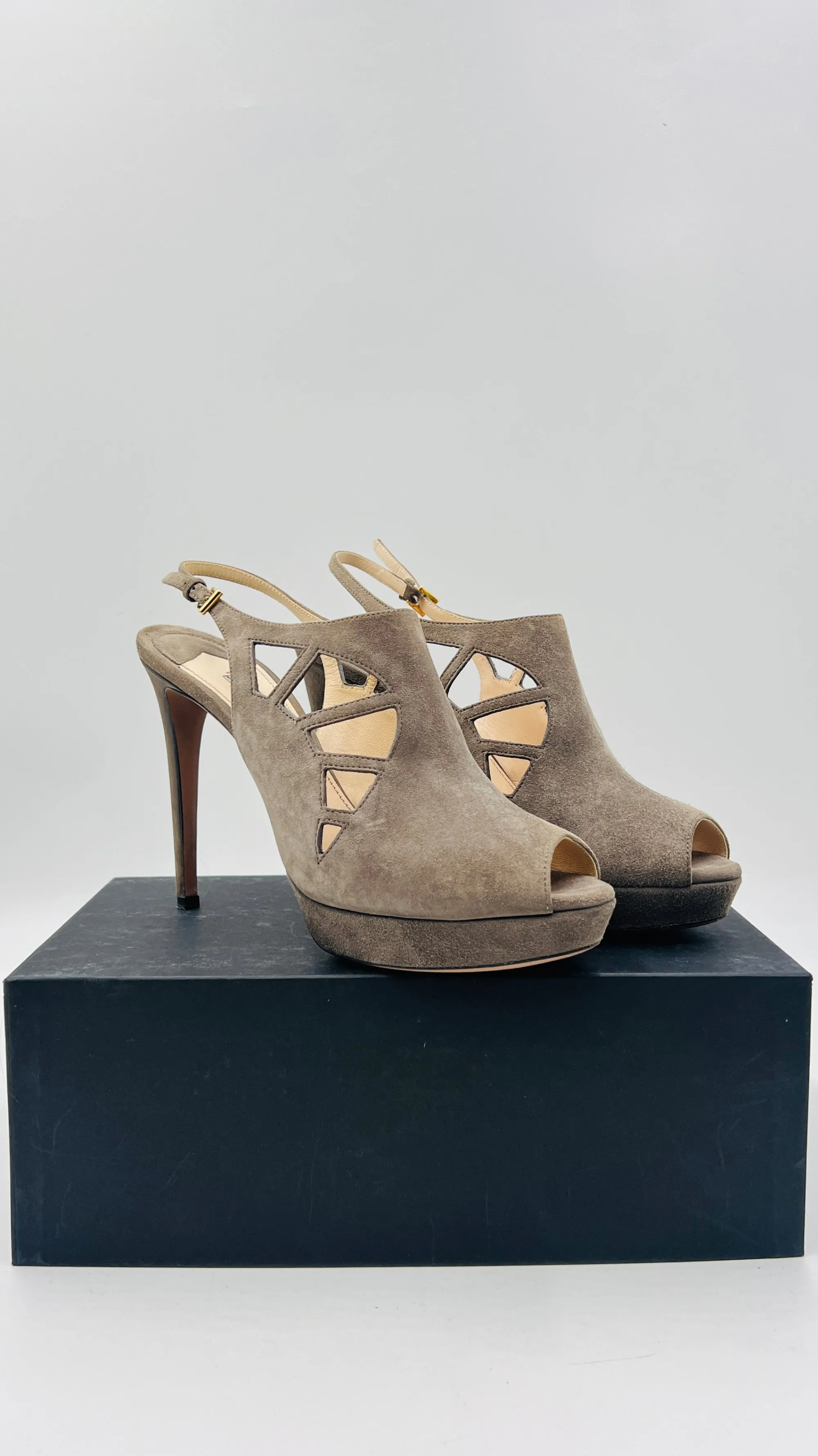 PRADA Scarpe>Opentoe suede con cut-out