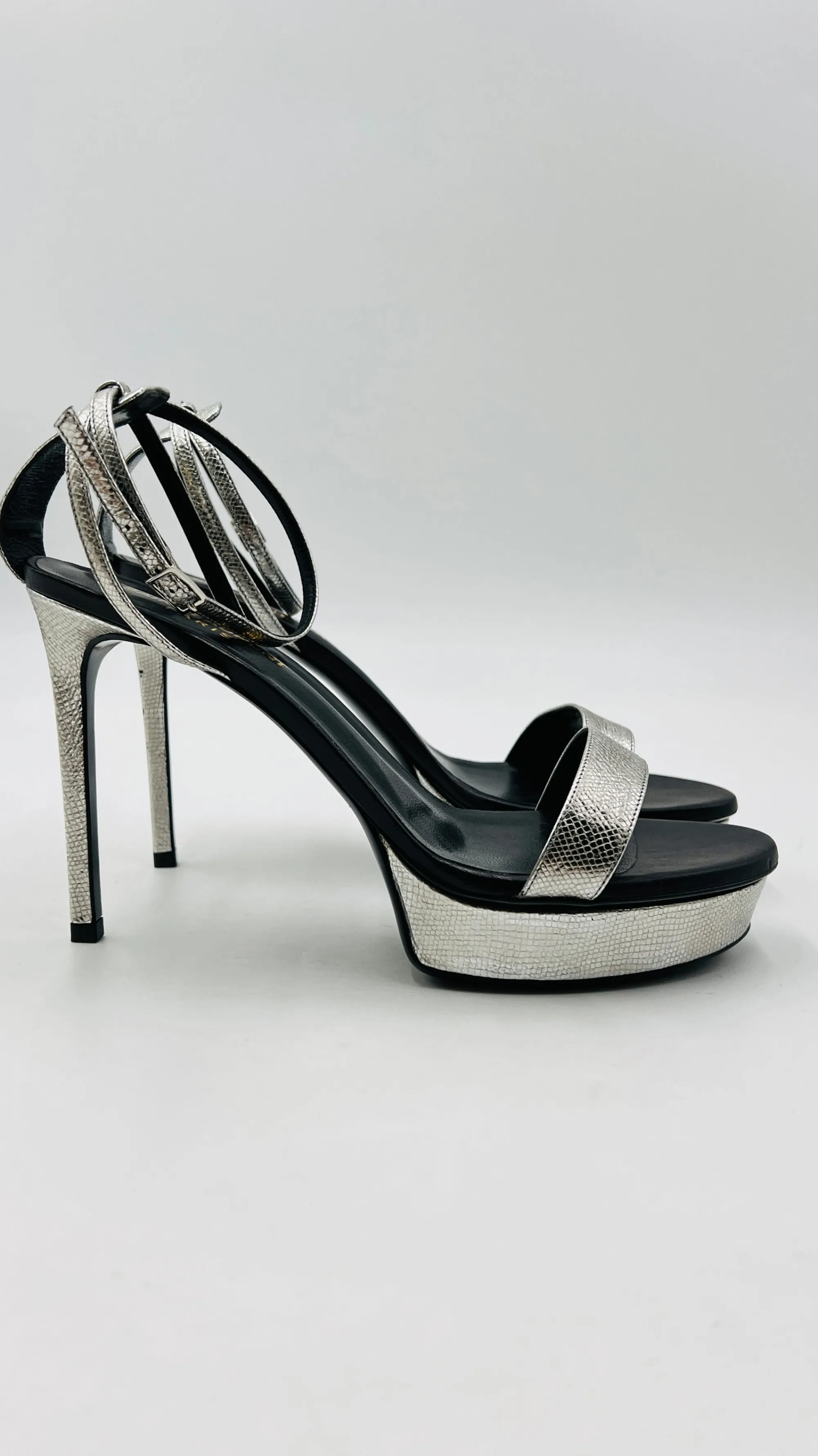 Donna Saint Laurent Scarpe | Bianco/nero/grigio>Sandali animalier lamé