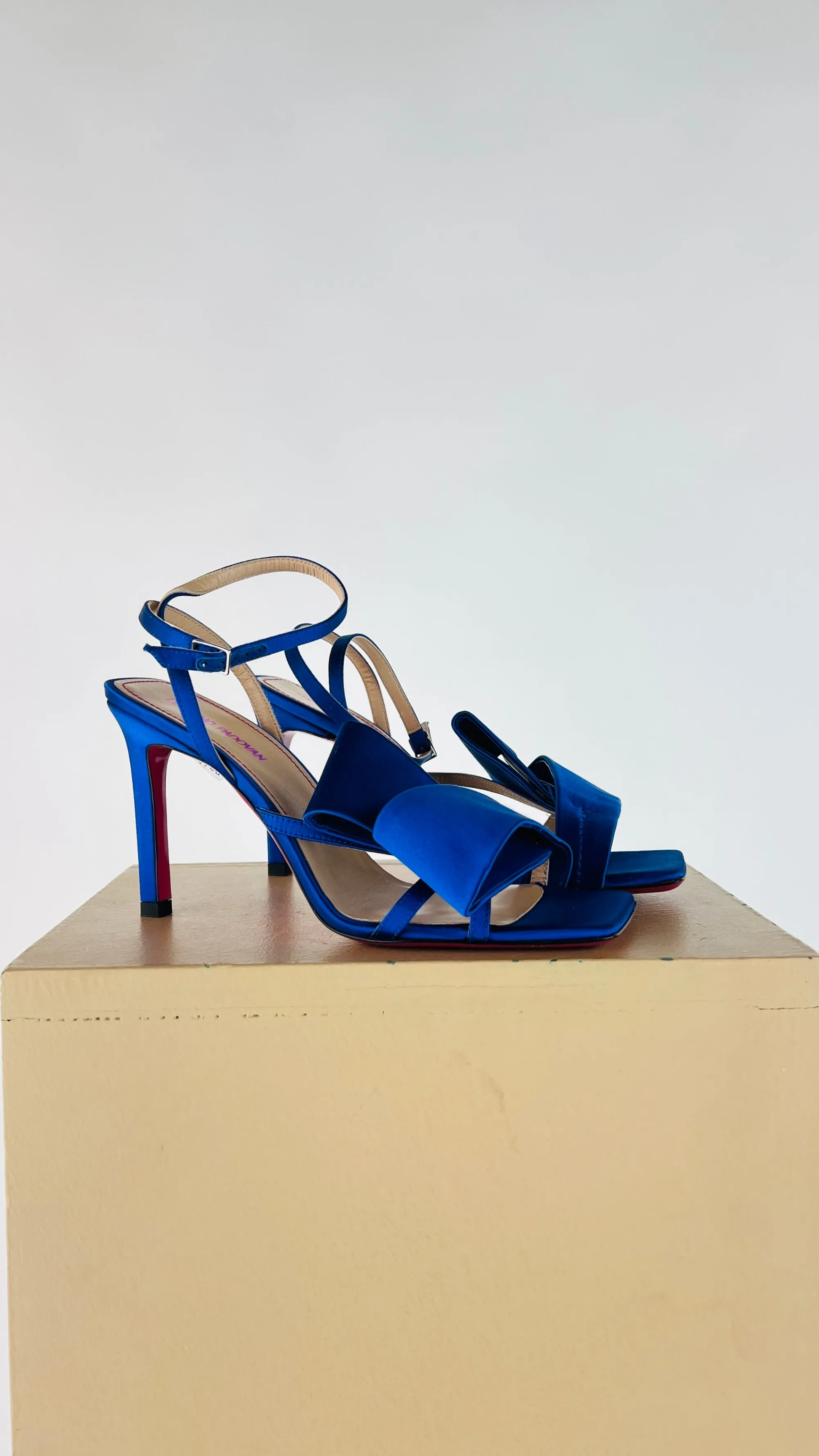 Donna Luciano Padovan Scarpe | Blu/azzurro/verde>Sandali "Nora" in raso blu con box