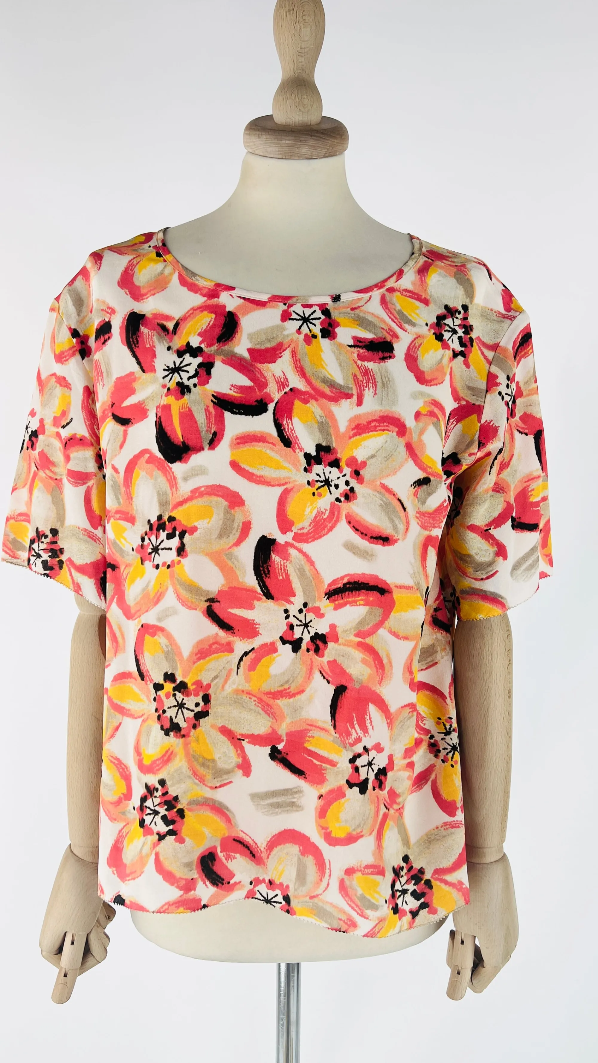 Donna PAULE KA T-shirts E Bluse | Fantasie>Top floreale con cartellino